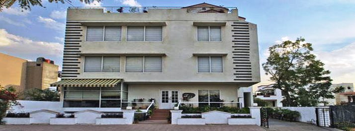 Hotel S-57 - Jaipur 01.jpg